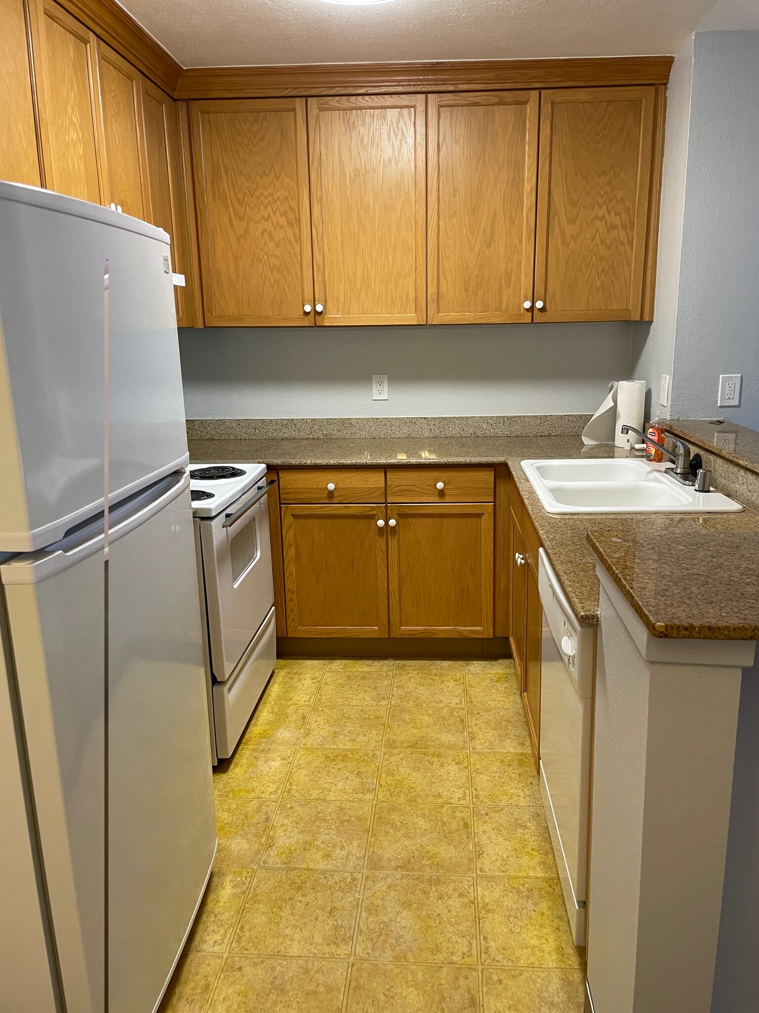 Building Photo - 1333 N Camino Alto