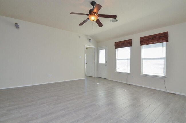 Building Photo - 18135 Sorrell Oaks Cir