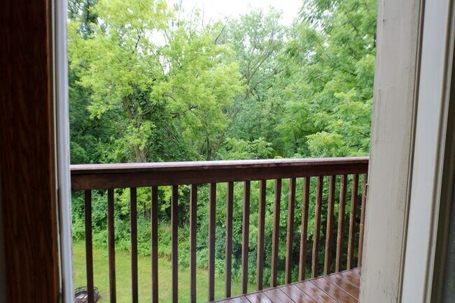 Building Photo - $2,695 | 4 Bedroom, 3.5 Bathroom Multi Flo...