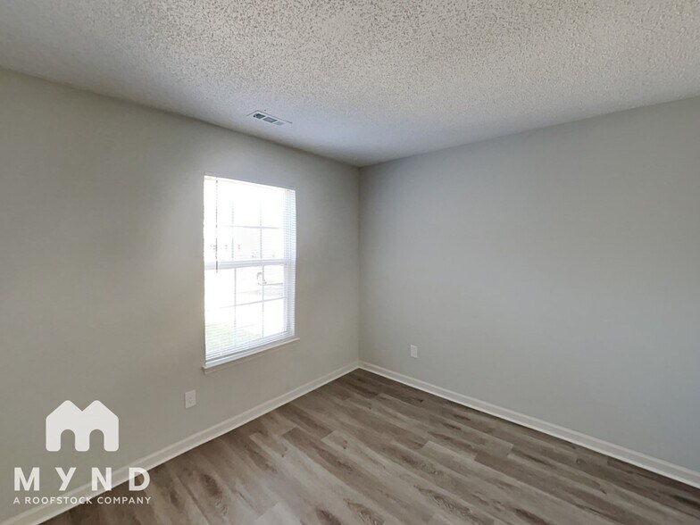 Building Photo - 11331 Red Finch Ln