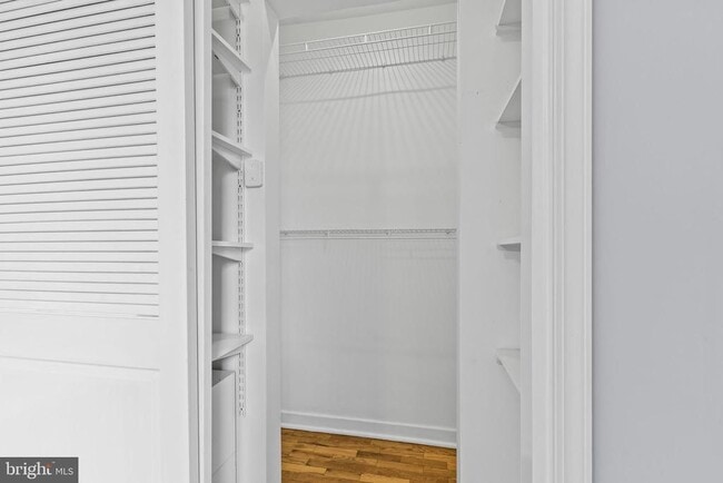 Building Photo - 6611 E Wakefield Dr