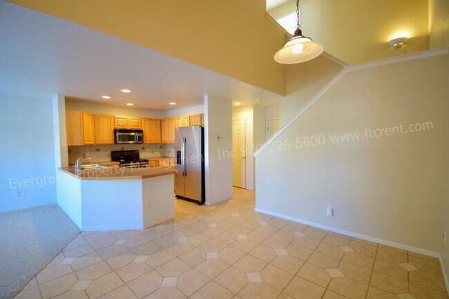 Building Photo - 127 Bayside Cir