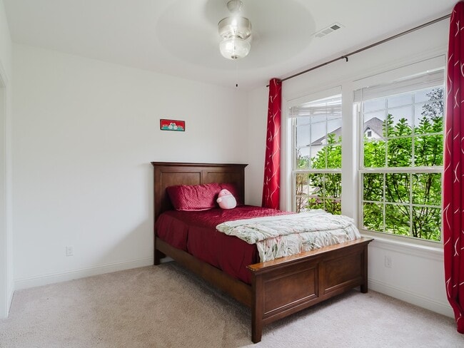 Building Photo - 5201 SW Kemptown Pl