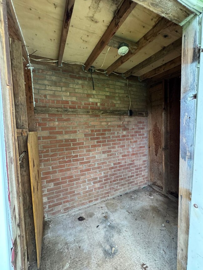 Building Photo - 113 Northbay Dr