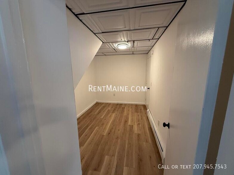 Building Photo - 152-154 Third St. Apt.