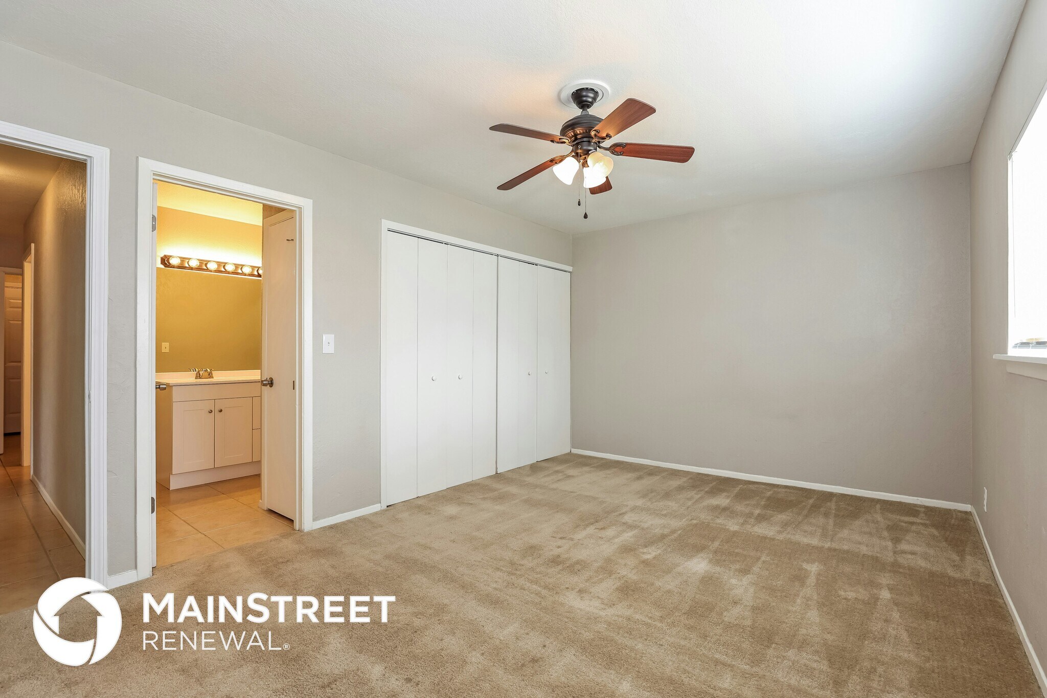 Building Photo - 8807 Glen Shadow Dr