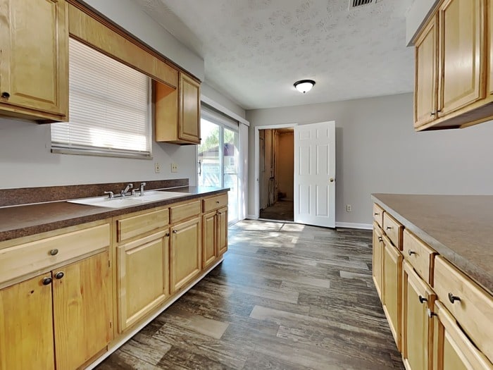 Building Photo - 8349 Pembrook Ct