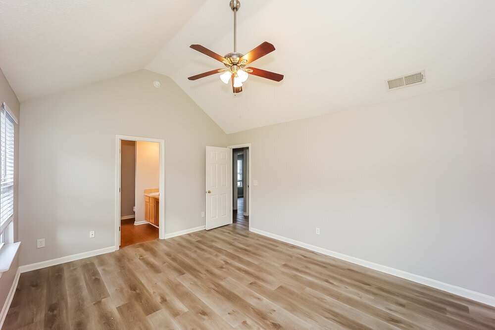 Building Photo - 346 Haverhill Ln