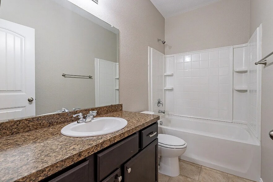 Guest Bathroom - 327 Chestnut Ln