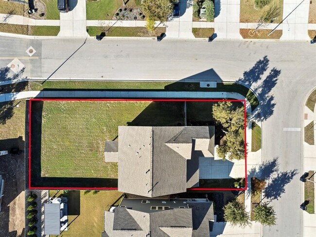 Building Photo - 2313 Ringstaff Rd