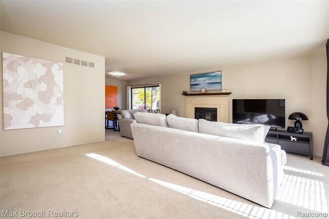 Building Photo - 1860 Christy Ct