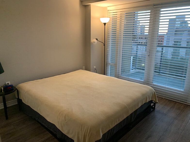 Bedroom - 875 G St
