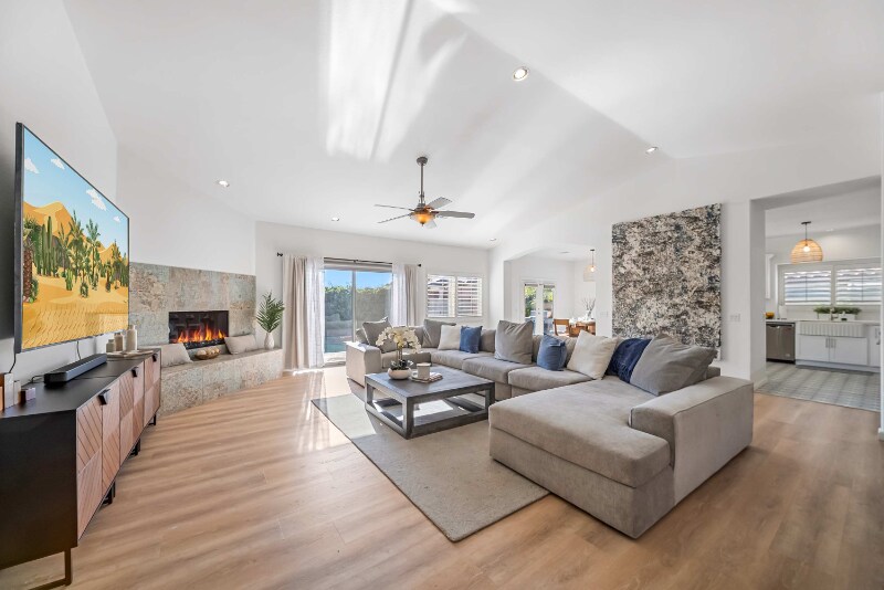 Building Photo - 43640 Milan Ct