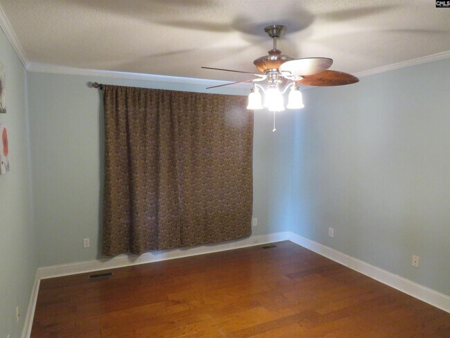 Building Photo - 209 Riverbirch Rd