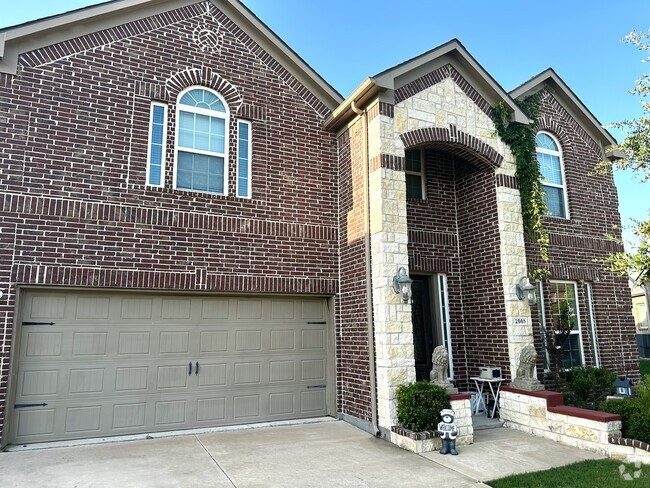 Building Photo - 2665 Shadow Glen Dr