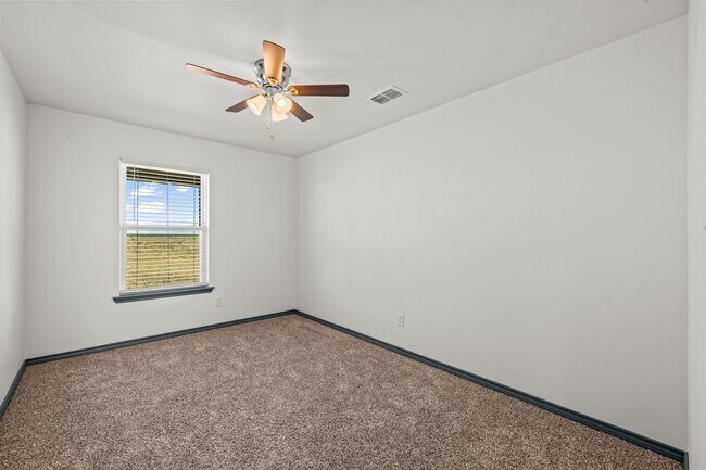 Building Photo - 8536 E County Rd 5500