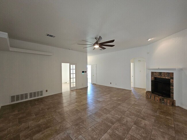 Building Photo - 3904 Frigate Dr