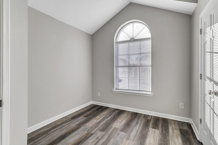 Bedroom 2 up - 2285 Joann Dr