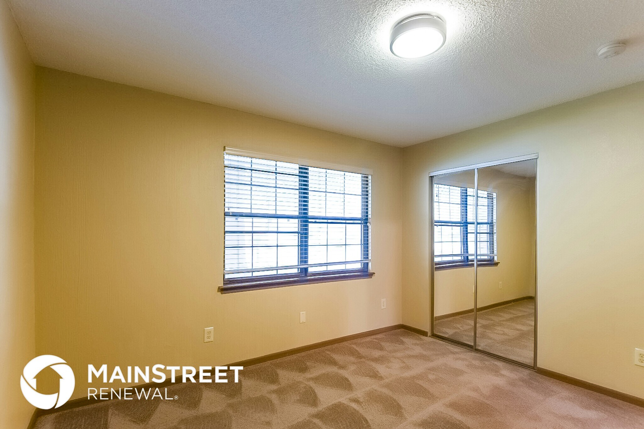 Building Photo - 2504 NW 8 St