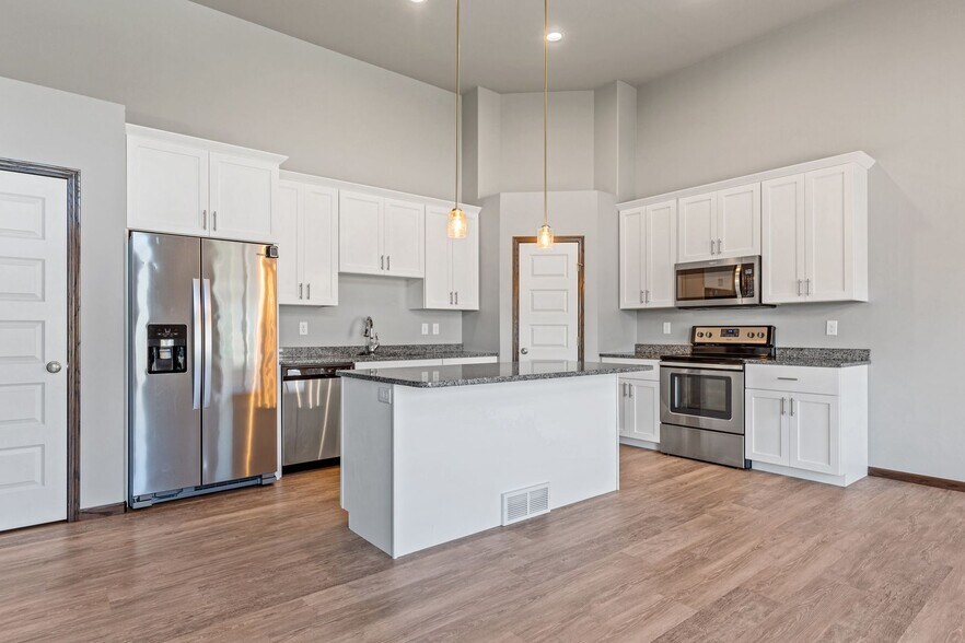 Building Photo - 3365 Prairie Heights Way