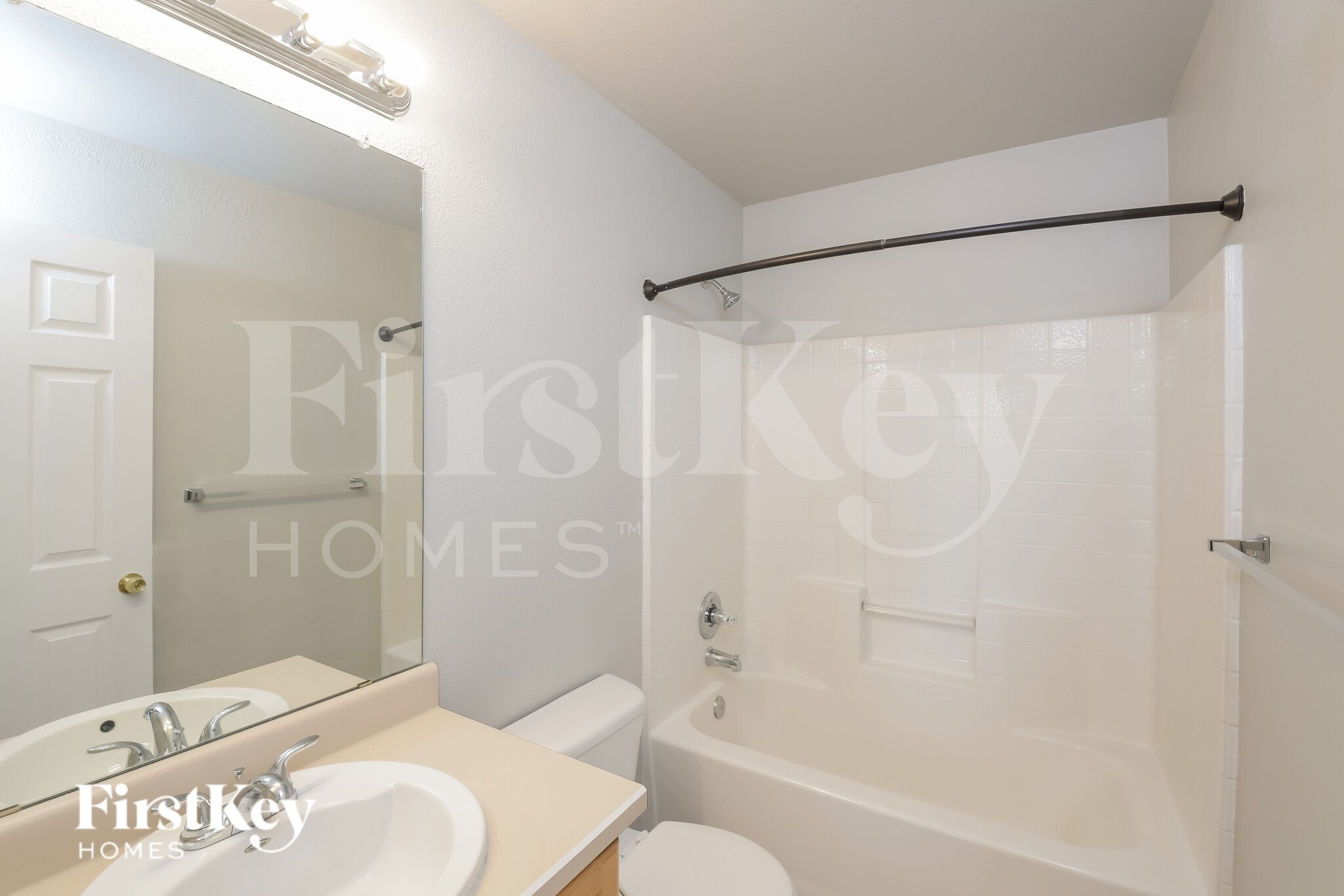 Building Photo - 2839 E 118th Cir