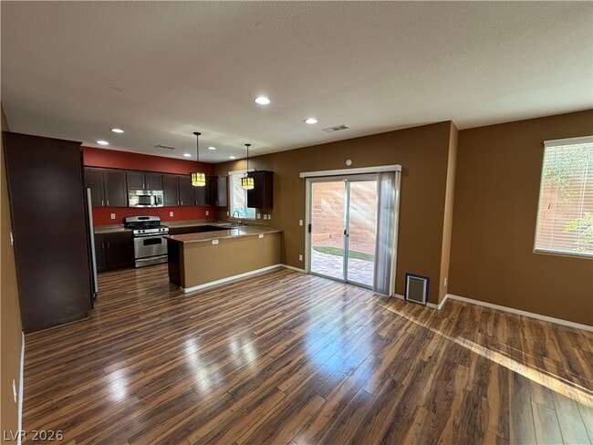 Building Photo - 10622 Thor Mountain Ln