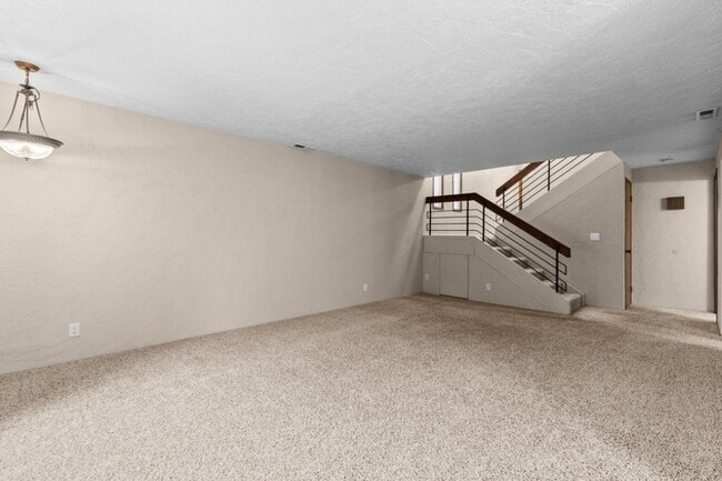 Building Photo - 3Bd/2Ba Seattle House