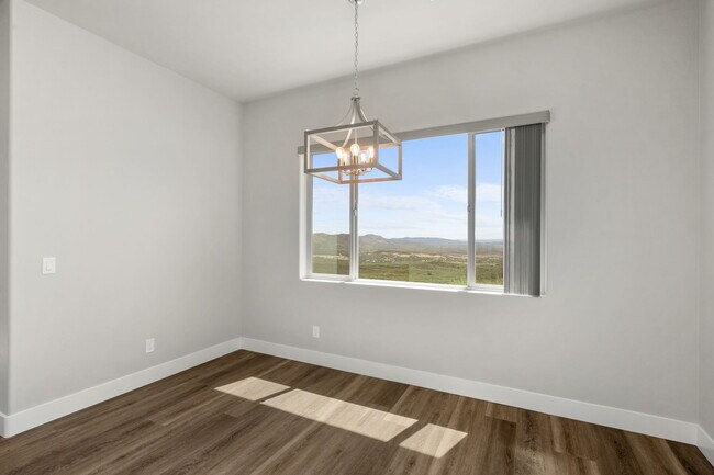 Building Photo - 15690 E Orch Vw Rd