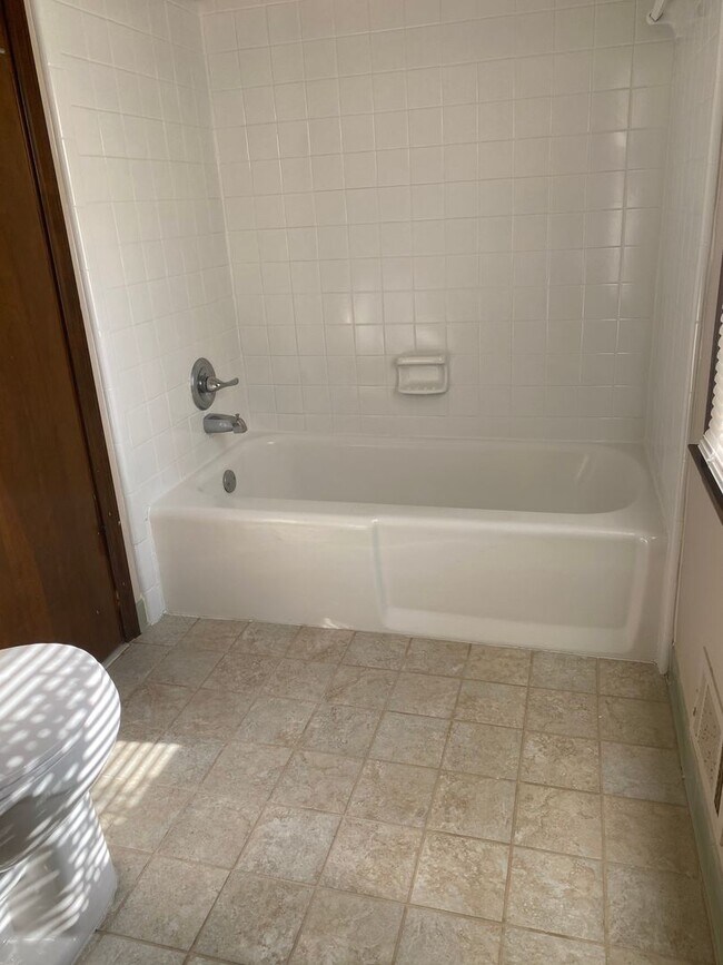 Building Photo - 3356 Veracruz Way