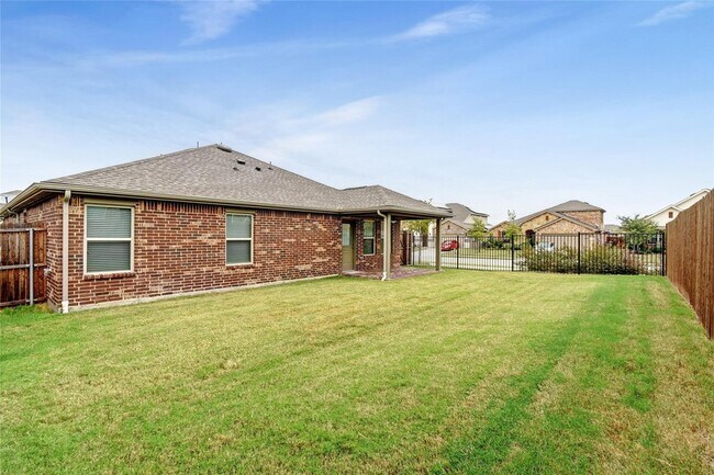 Building Photo - 279 Oxford Dr