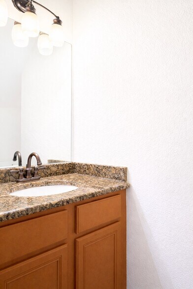 Building Photo - 169 Red Hawk Rdg