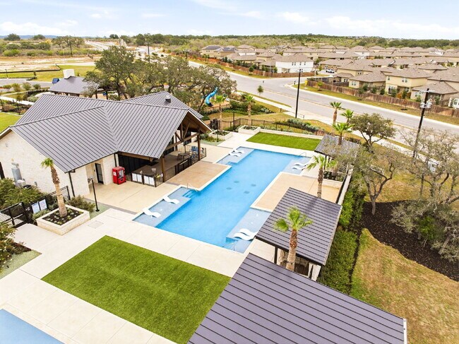 Building Photo - Charming 3-Bed 2 Bath Oasis with Amazing Amenities