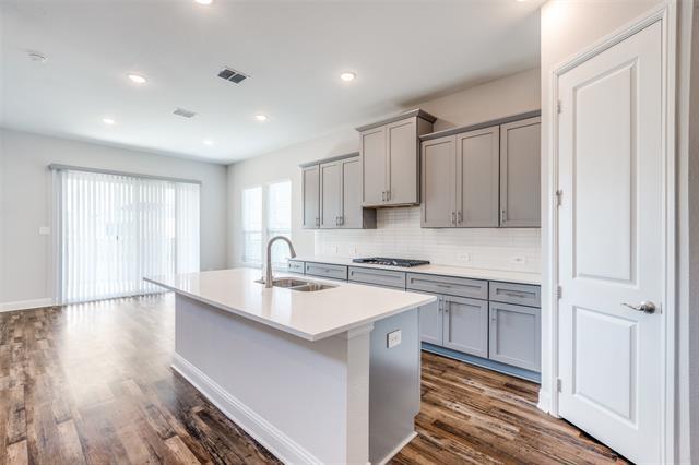 Building Photo - 10792 Prairie Rose Rd