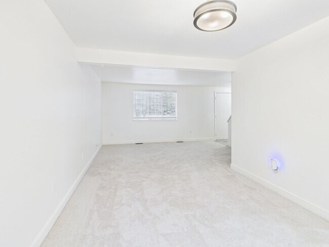 Building Photo - 13102 Morning Hill Ln