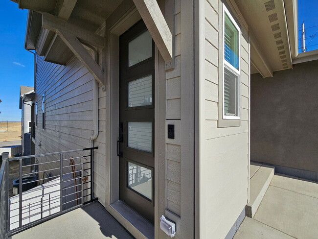 Building Photo - 12093 Amplify Cir