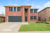 Building Photo - 634 Silvertop Rd