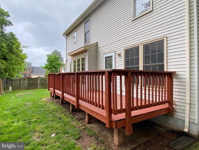 Building Photo - 9621 Bainbridge Ct