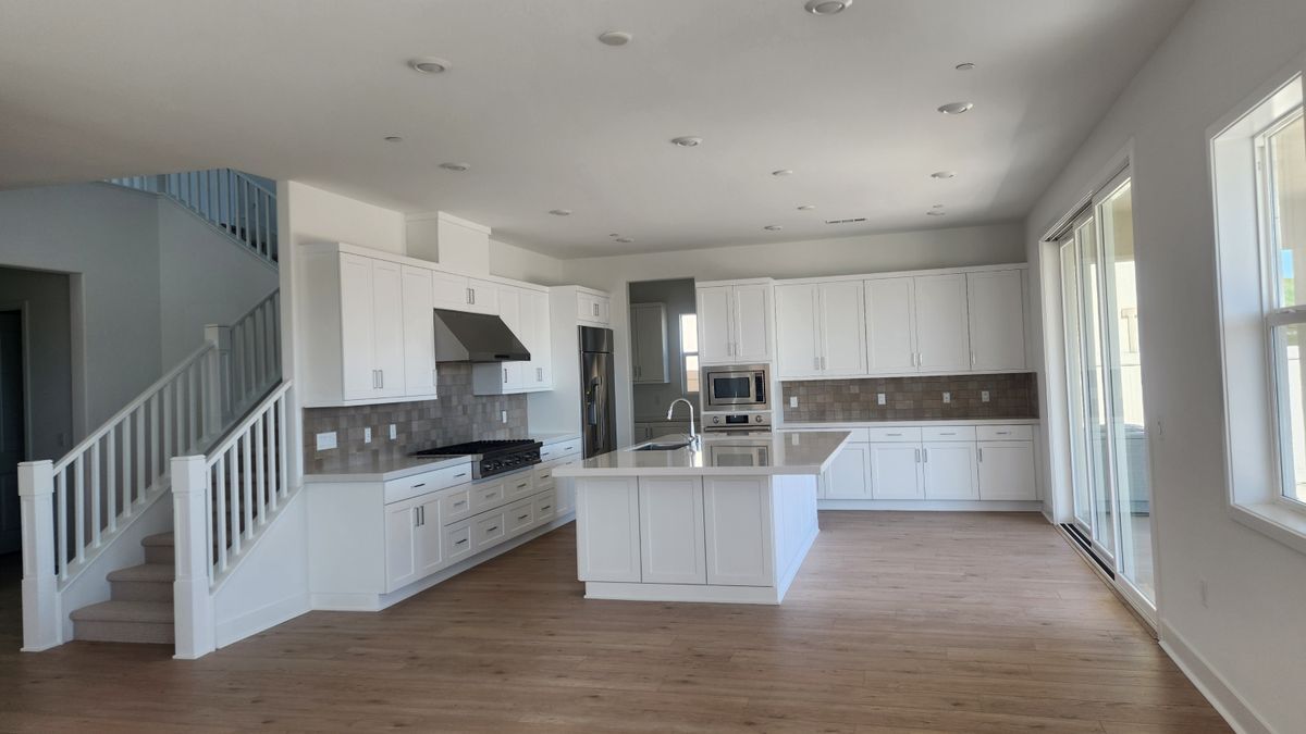 Building Photo - 29814 Corte Trono