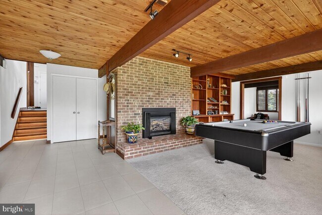 Building Photo - 1219 Ingleside Ave