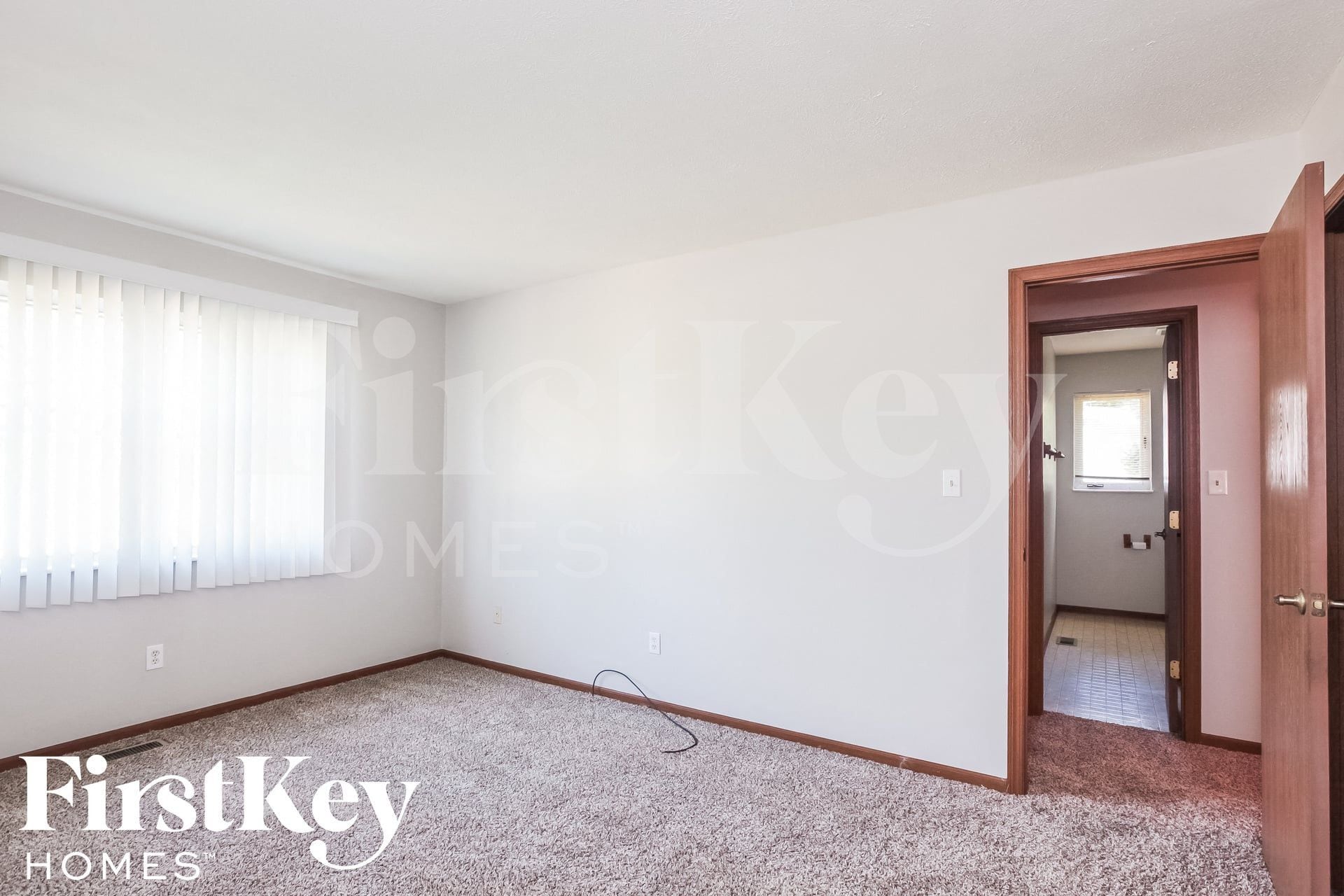 Building Photo - 6921 Mapleton Ct