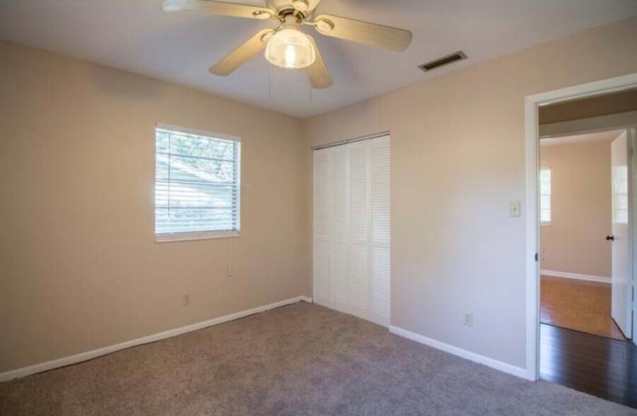 Building Photo - 1136 Carissa Dr