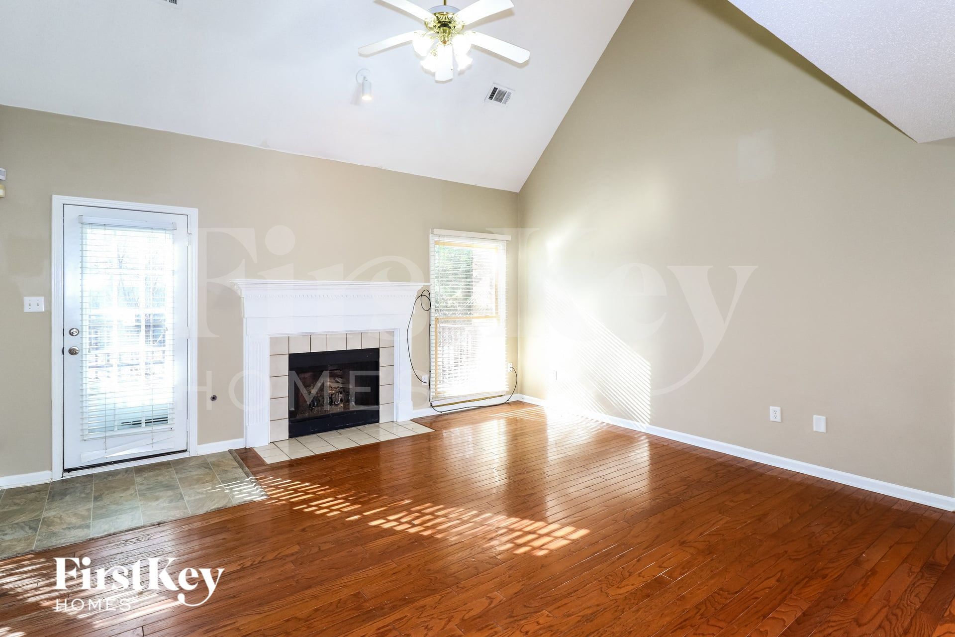 Building Photo - 9095 Strawberry Ln