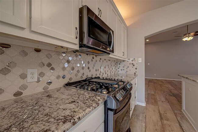 Building Photo - 8306 Hampton Bay Drive