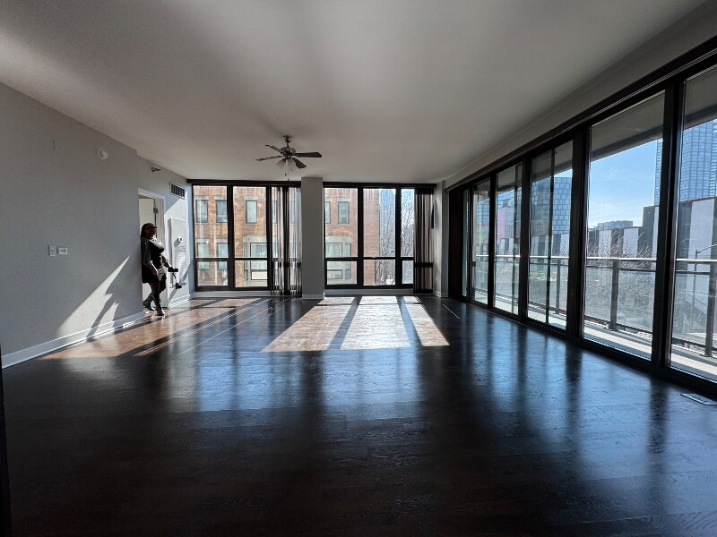 Building Photo - 708 W Wayman St