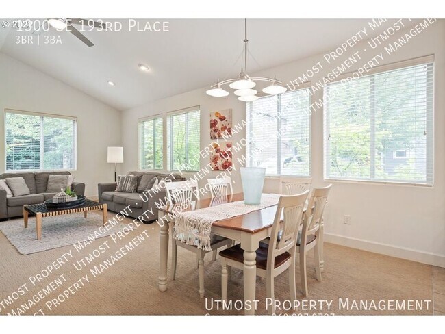 Building Photo - Beautiful Camas 3bd in Perfect Location