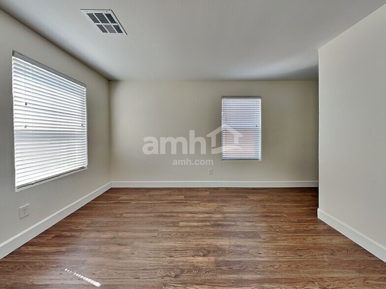 Building Photo - 9289 Baylee Bay Court