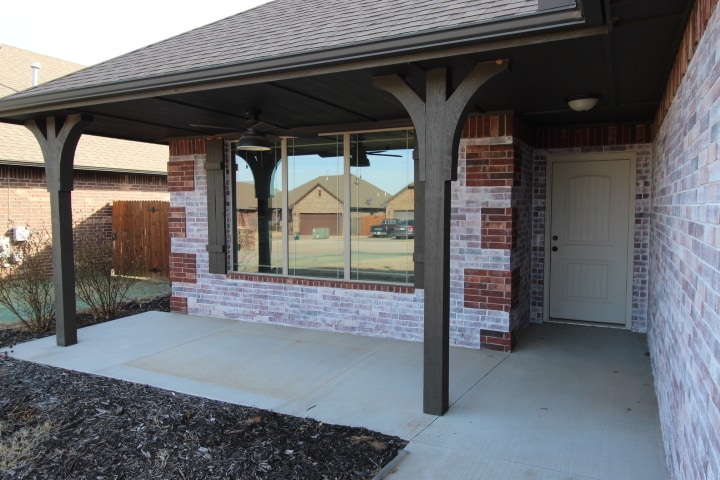 Building Photo - 20558 Pioneer Dr