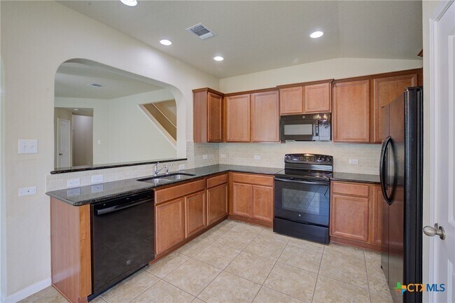 Building Photo - 775 Spectrum Dr