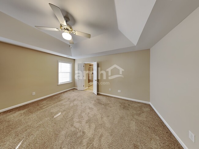 Building Photo - 401 Lochmere Ct