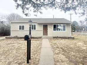 Building Photo - 1902 S Franklin Ave